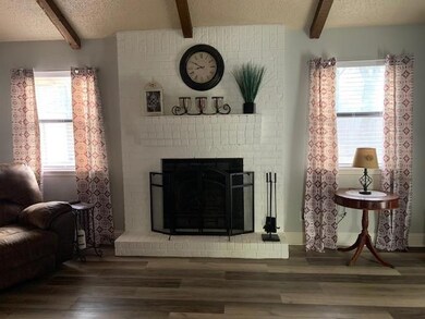 900 Red Oak St, Azle, TX 76020 - photo 7