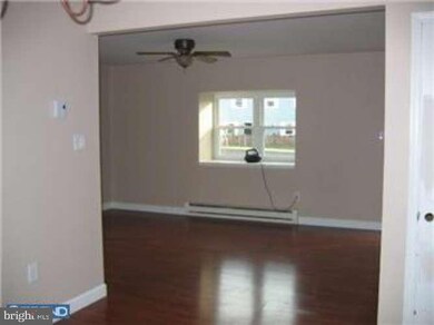 477 Colonial Dr, East Greenville, PA 18041 - photo 4