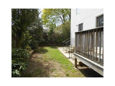 27 Lancashire St, Providence, RI 02908 - photo 4