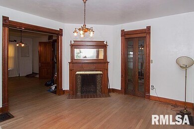 920 Bridge Ave, Davenport, IA 52803 - photo 5