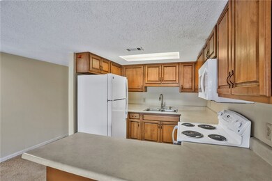 429 Harper Ave unit 16, Auburn, AL 36830 - photo 6