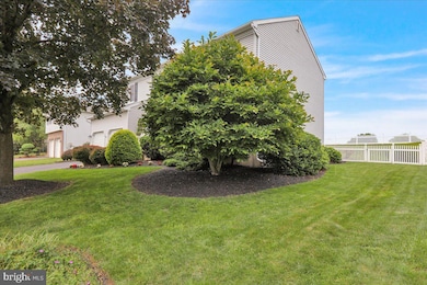 809 Allen Ave, Reading, PA 19605 - photo 5