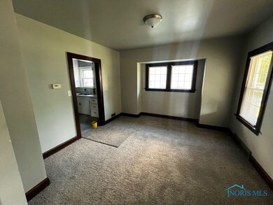 2323 Berdan Ave, Toledo, OH 43613 - photo 2