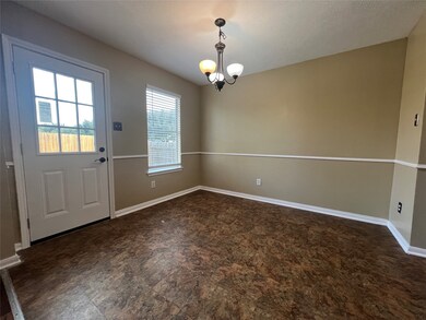 3507 Yellowstone Cir, Pearland, TX 77584 - photo 6