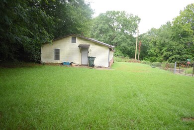 803 Orton St, Nacogdoches, TX 75961 - photo 4