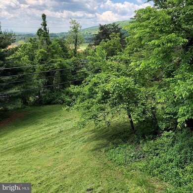 156 Sherwood Ln, Winchester, VA 22603 - photo 2