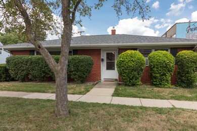 110 N Grand St, Marshall, MI 49068 - photo 2