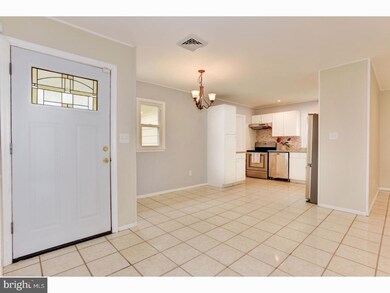 130 Sheffield Dr, Willingboro, NJ 08046 - photo 5