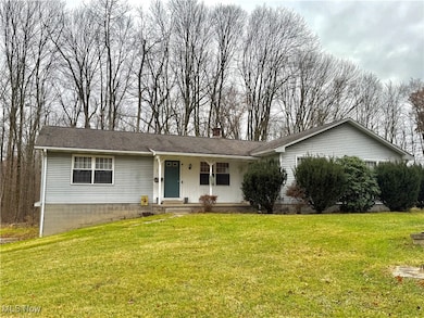 7620 Thompson Sharpsville Rd NE, Burghill, OH 44404 - photo 2