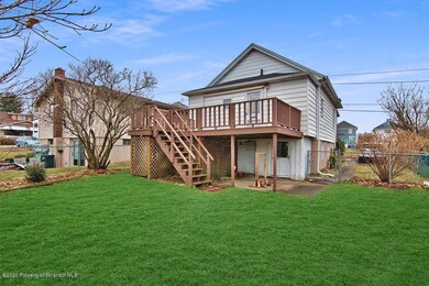 523 Bednar St, Dunmore, PA 18512 - photo 4