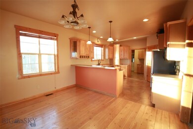 607 E Neal St, Three Forks, MT 59752 - photo 2