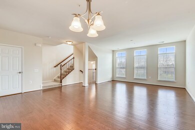 43526 Stonecliff Terrace, Chantilly, VA 20152 - photo 3