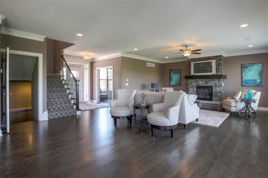 9802 Hastings St, Lenexa, KS 66227 - photo 7