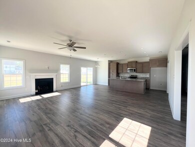 2032 Sharpnose St, New Bern, NC 28562 - photo 6