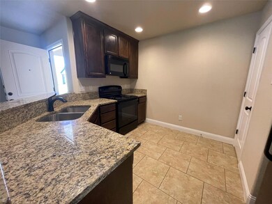 131 Sunburst Ct, Weatherford, TX 76087 - photo 4