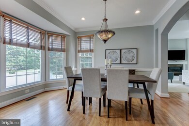 7966 Blitz Ct, Dunn Loring, VA 22027 - photo 5