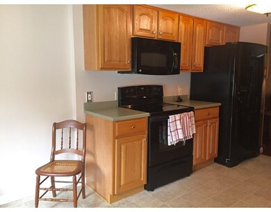 610 County Rd unit 4, Holyoke, MA 01040 - photo 5