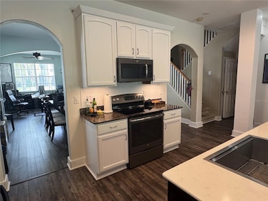 1449 Kaffir Lily Ct, Trinity, FL 34655 - photo 5