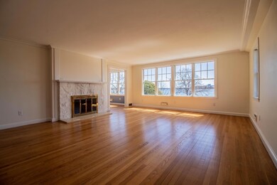 263 Clifton