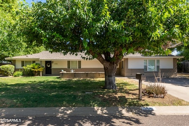 1532 W Loma Ln, Phoenix, AZ 85021 - photo 2