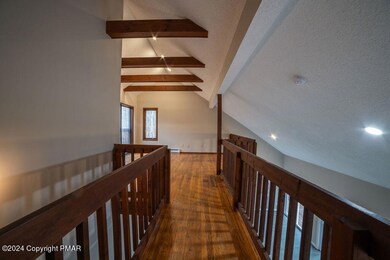 334 Somerset Dr, East Stroudsburg, PA 18301 - photo 6