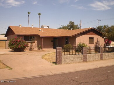 4052 N 78th Dr, Phoenix, AZ 85033 - photo 5