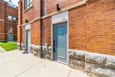 340 Bird Ave unit 202, Buffalo, NY 14213 - photo 2