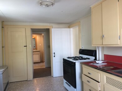 38 Main St unit 2, Meredith, NH 03253 - photo 4