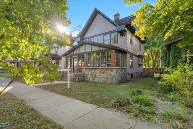 53-1310 Sherman St SE, Grand Rapids, MI-