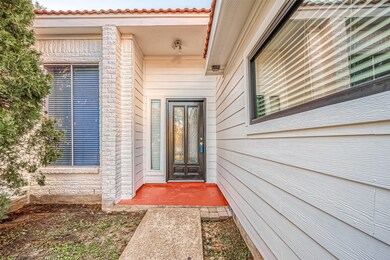 3919 Saratoga Dr, Houston, TX 77088 - photo 4