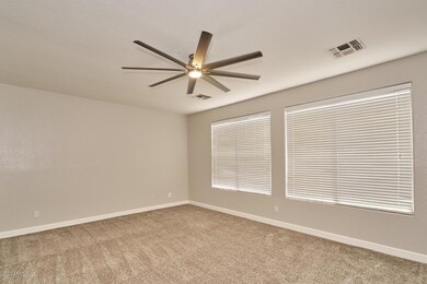 Master Bedroom (18)