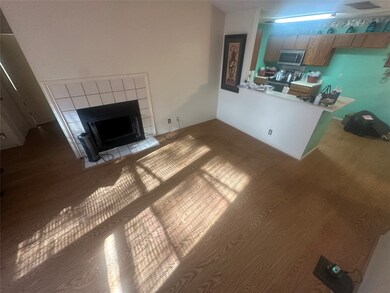 903 Greenbriar Loop, Round Rock, TX 78664 - photo 4