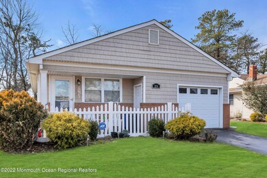 25 Fontana St, Toms River, NJ 08757 - photo 6