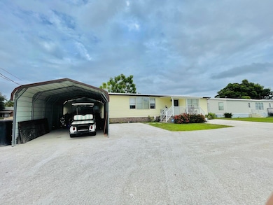 2301 SE 33rd St, Okeechobee, FL 34974 - photo 2