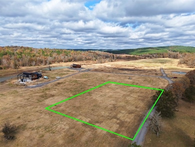 209 Rutty Pine, Broken Bow, OK 74728 - photo 2