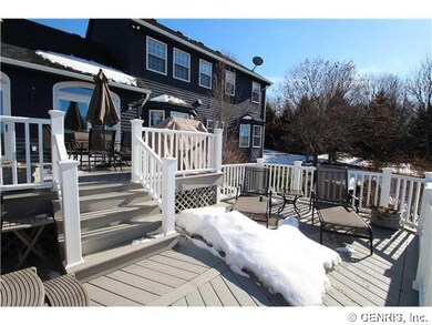 Deck Large deck overlooks your piece of paradise!