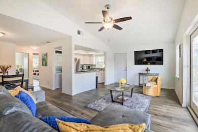 3303 W Shell Point Rd, Ruskin, FL 33570 - photo 6