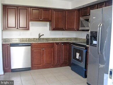 3590 Laurel View Ct, Laurel, MD 20724 - photo 2