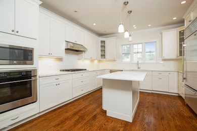 146 E Elm St unit B, Greenwich, CT 06830 - photo 5