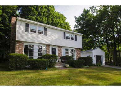 71 Brackett Rd, Portsmouth, NH 03801 - photo 2