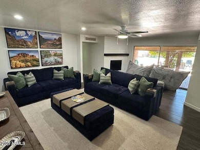 03 Family Room