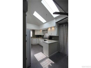 1304 Moll St, North Tonawanda, NY 14120 - photo 5