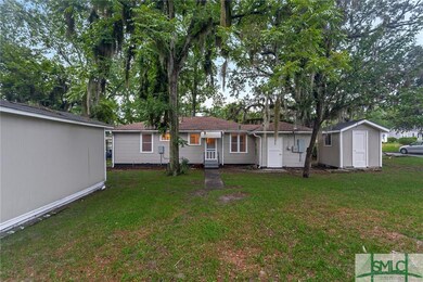 2402 E 39th St, Savannah, GA 31404 - photo 6