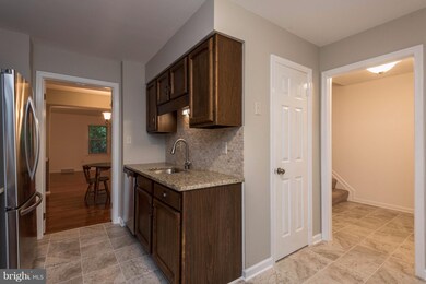 512 Bay Dale Ct, Arnold, MD 21012 - photo 4