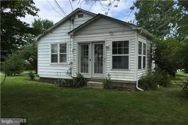 447 Fairfax Pike, Stephens City, VA 22655 - photo 2