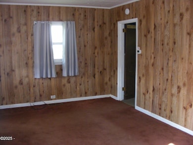 557 NE Highway 20, Toledo, OR 97391 - photo 2