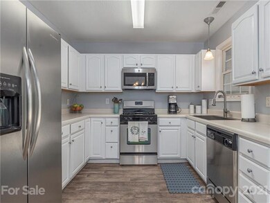 90 Rotunda Cir, Asheville, NC 28806 - photo 7