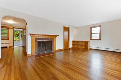 8 Mcintyre Rd, Saugus, MA 01906 - photo 3