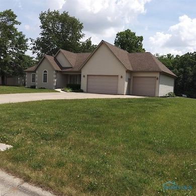 1623 Evan Dr, Defiance, OH 43512 - photo 3