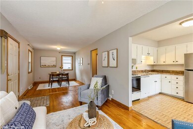 2109 E 23rd St, Des Moines, IA 50317 - photo 6